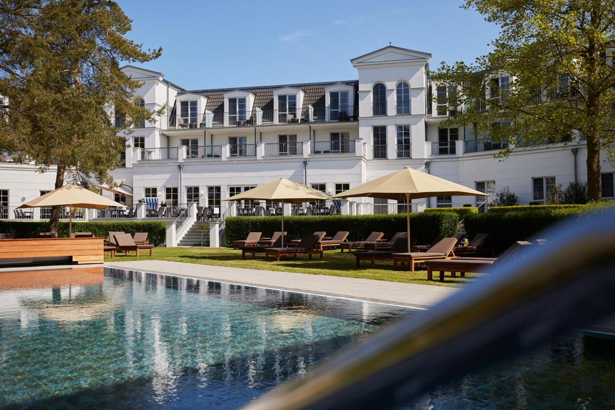 Strandhotel Hotel 5*